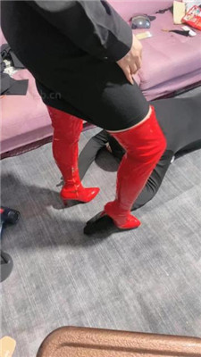 图片[6]_【冰诺】高跟长靴全体重踩狗爪【完整版】_HD绳艺资源