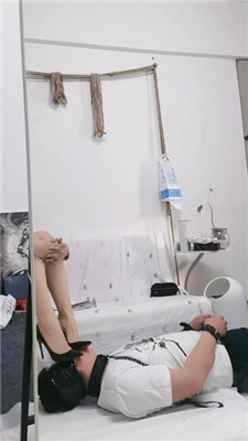 图片[12]_【沫沫sama】素人S首调-戴狗链手铐/虐乳高跟踩/脚耳光_HD绳艺资源