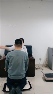 【滨州耳光绳艺导师】恶毒继母狂抽耳光_HD绳艺资源