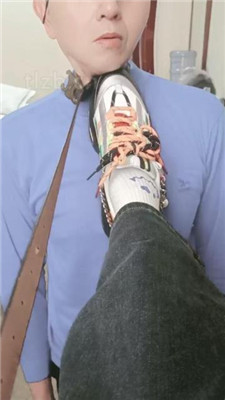 图片[9]_【bibi团】转胯爬行/抽耳光/掐乳/舔闻脏鞋/嘴脱袜子_HD绳艺资源