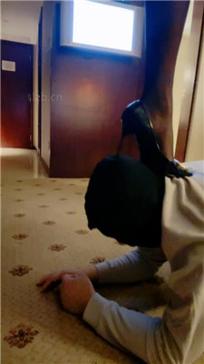 图片[14]_【盛捷】胯下辱夹头/长靴高跟踩虐/踢踹_HD绳艺资源