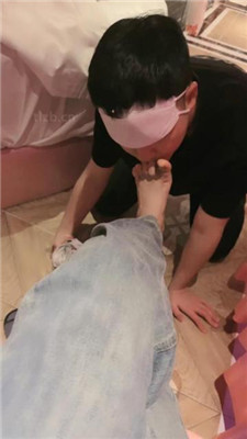 图片[4]_【维娜】主题酒店让狗舔白袜裸足_HD绳艺资源