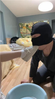 图片[7]_【黑泽兮】刷鞋匠实录-清理超脏小白鞋棉袜_HD绳艺资源