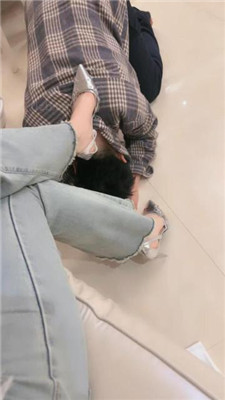 图片[20]_【桃幼幼】狂舔休闲板鞋/踢踹虐打/近距离恋足舔【完整版】_HD绳艺资源