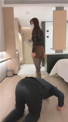 图片[8]_【晓雅】长靴女神-人肉坐垫/碾压踩/数据线抽/夹手指_HD绳艺资源