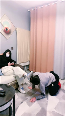 图片[2]_【大小姐S】牵狗链/跪舔脏鞋白袜/艺术闻鞋_HD绳艺资源