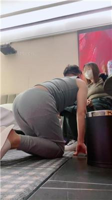 图片[2]_【小林小s】嘴叼白袜/清理运动鞋白袜/骑马转胯/掐乳_HD绳艺资源