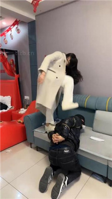 图片[13]_【精神小妹】校园高难度挑战-素人4S学生-高难度挑战踢踹【上】_HD绳艺资源