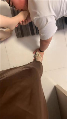 图片[3]_【江江】双S-闻舔臭脚丫/踩踏/提档转胯_HD绳艺资源