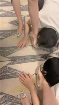 图片[12]_【DSisley】车模S-高跟凉鞋美腿诱惑狗_HD绳艺资源