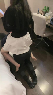 图片[20]_【赵奈奈】品尝主人红高跟肉丝jio/骑马/踩踏喂食_HD绳艺资源