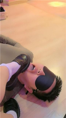 图片[2]_【蓝蓝大S】狗舌清理皮鞋脏棉袜_HD绳艺资源