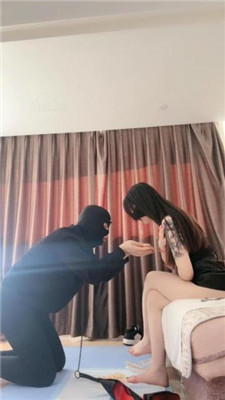 图片[12]_【不期而遇】太监狗-脚喂食/转胯遛狗/清理脚底/暴打狗脑袋_HD绳艺资源