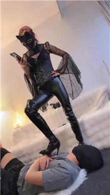 图片[18]_【苒溪】高跟长靴踩虐/重度训练/赏赐胯下喝圣水_HD绳艺资源