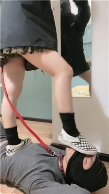 图片[10]_【黑泽兮】棋盘格黑棉袜踩虐绿帽_HD绳艺资源