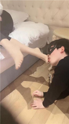 图片[4]_【妆主大大】绿帽老公伺候妻主就寝_HD绳艺资源