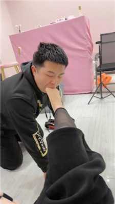 图片[15]_【大一诗诗】白领S-清理脏高跟黑丝/踩踏/抽耳光_HD绳艺资源