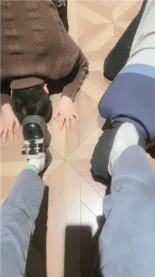 图片[9]_【子衿】双奴-磕头求虐/踩踏/碾压狗爪/舔脏鞋底/袜子塞嘴_HD绳艺资源