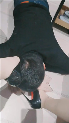 图片[4]_【婷s】绿帽老公高跟恋足调_HD绳艺资源