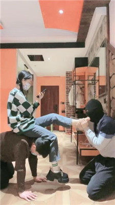 图片[15]_【子衿】双奴-磕头求虐/踩踏/碾压狗爪/舔脏鞋底/袜子塞嘴_HD绳艺资源