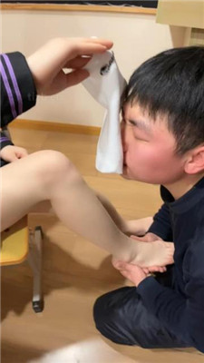 图片[18]_【不知名美女】绿帽男友-丝袜塞嘴疯狂发骚_HD绳艺资源