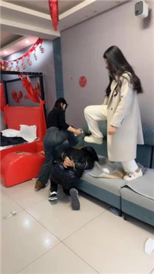 图片[8]_【精神小妹】校园高难度挑战-素人4S学生-高难度挑战踢踹【下】_HD绳艺资源