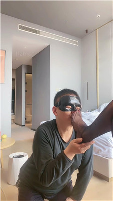 图片[2]_【歌总】黑丝高跟裸足恋足狂舔_HD绳艺资源