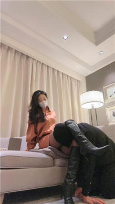 图片[3]_【禾未】长靴黑丝踩踏/腿绞转胯/嘴叼白袜_HD绳艺资源