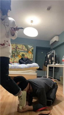 图片[12]_【黑泽兮】素人学生主-帆布鞋-踢踩打【双视角完整版】_HD绳艺资源