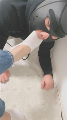 图片[9]_【上上】夜跑后超臭船袜让男友闻【完整版】_HD绳艺资源