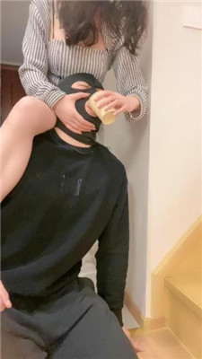 图片[14]_【扶桑圣女】驯服猥琐快递员-恋足/踩头/踩手上楼梯（二）_HD绳艺资源