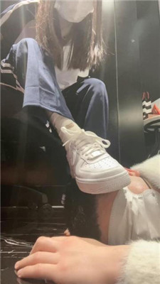 图片[13]_【阿月大王】学生服诱惑-空军一号/棉袜辱老师狗/清理脚趾缝_HD绳艺资源