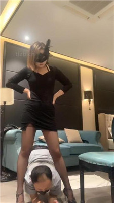 图片[14]_【奢靡】狗链遛狗/清理靴子/提档掐乳/高跟踩踏_HD绳艺资源