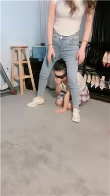 图片[2]_【梦幻大大】母畜-骑脖转胯/耳光/踩狗爪/喂口水/跪舔帆布鞋/塞嘴_HD绳艺资源