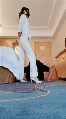 图片[6]_【美娜格格】高跟跺头/踩手磕头/腿绞窒息/骑马耳光/深喉_HD绳艺资源