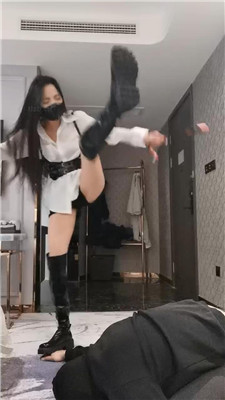 图片[17]_【皮皮】骑马转胯/长靴踩虐/sp/闻舔原味_HD绳艺资源