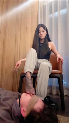 图片[17]_【不知名美女】车模S-皮鞋白袜黑丝气味控制_HD绳艺资源