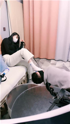 图片[7]_【大小姐S】牵狗链/跪舔脏鞋白袜/艺术闻鞋_HD绳艺资源