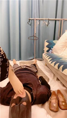 图片[10]_【甜味药丸】骑马/白袜踩踏/训练/吮吸脚趾/虐乳_HD绳艺资源