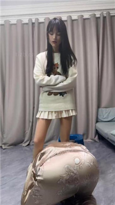 图片[12]_【樱木花道】素人首调-喂圣水/清理脏鞋底/踢踹/插嘴踩踏_HD绳艺资源