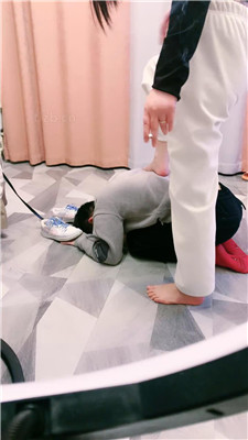 图片[19]_【大小姐S】牵狗链/跪舔脏鞋白袜/艺术闻鞋_HD绳艺资源