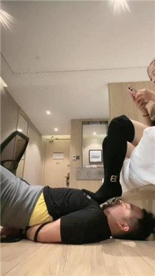 图片[12]_【魅儿】高跟长靴-踩地毯狗奴/绳艺技巧虐乳_HD绳艺资源