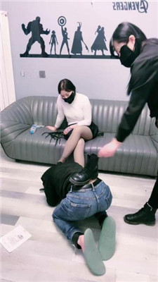 图片[14]_【韩韩】双S-踢踹踩踏训练/人体鞋架/转胯喝圣水【双视角版】_HD绳艺资源