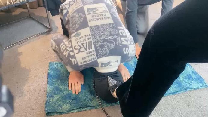 图片[2]_【诺伊】双奴-狂吸长靴鞋内/碾压踩狗头【完整版】_HD绳艺资源