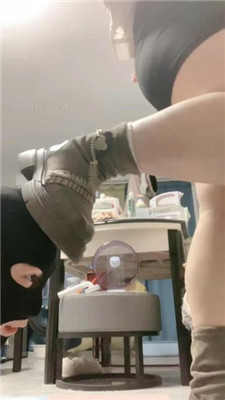 图片[4]_【欣欣子】新人S-短靴白袜/掐乳插嘴/恋足舔_HD绳艺资源