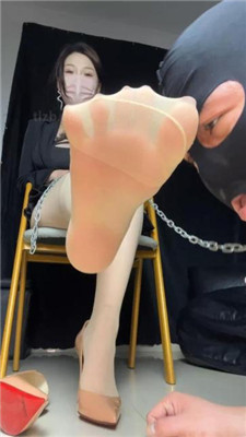 图片[8]_【甜心教主】狗链转胯狗爬/狗舌舔鞋底/狂吸丝袜_HD绳艺资源