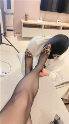 图片[4]_【然然】高跟黑丝踩/板子sp/鞋跟抽插/伺候沐足_HD绳艺资源