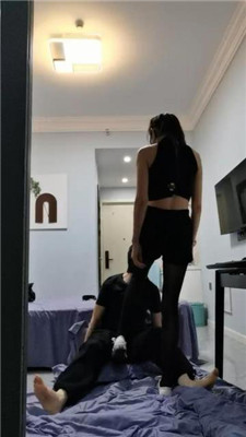 图片[17]_【皮皮】暴击虐-腿绞窒息/飞踹/全体重踩踏/虐乳_HD绳艺资源