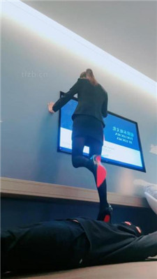 图片[2]_【美娜格格】白领S-高跟黑丝全体重踩踏_HD绳艺资源