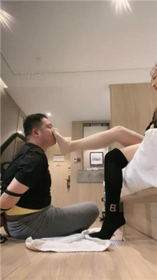 图片[18]_【魅儿】高跟长靴-踩地毯狗奴/绳艺技巧虐乳_HD绳艺资源